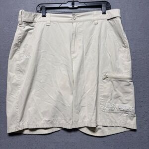 Huk Fishing Cargo Shorts 38x10 Khaki‎ Performance Fabric Men's XL Zip Pockets